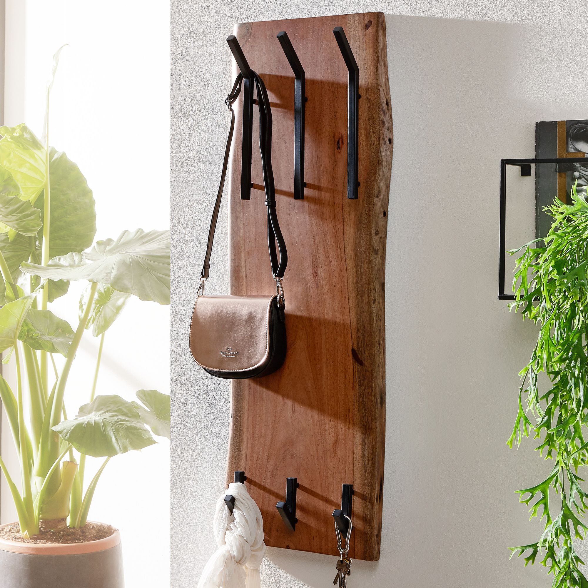 Design Wandgarderobe Akazie Massivholz / Metall | Farbe Braun und Schwarz | Maße 35,5 x 100 x 11 cm