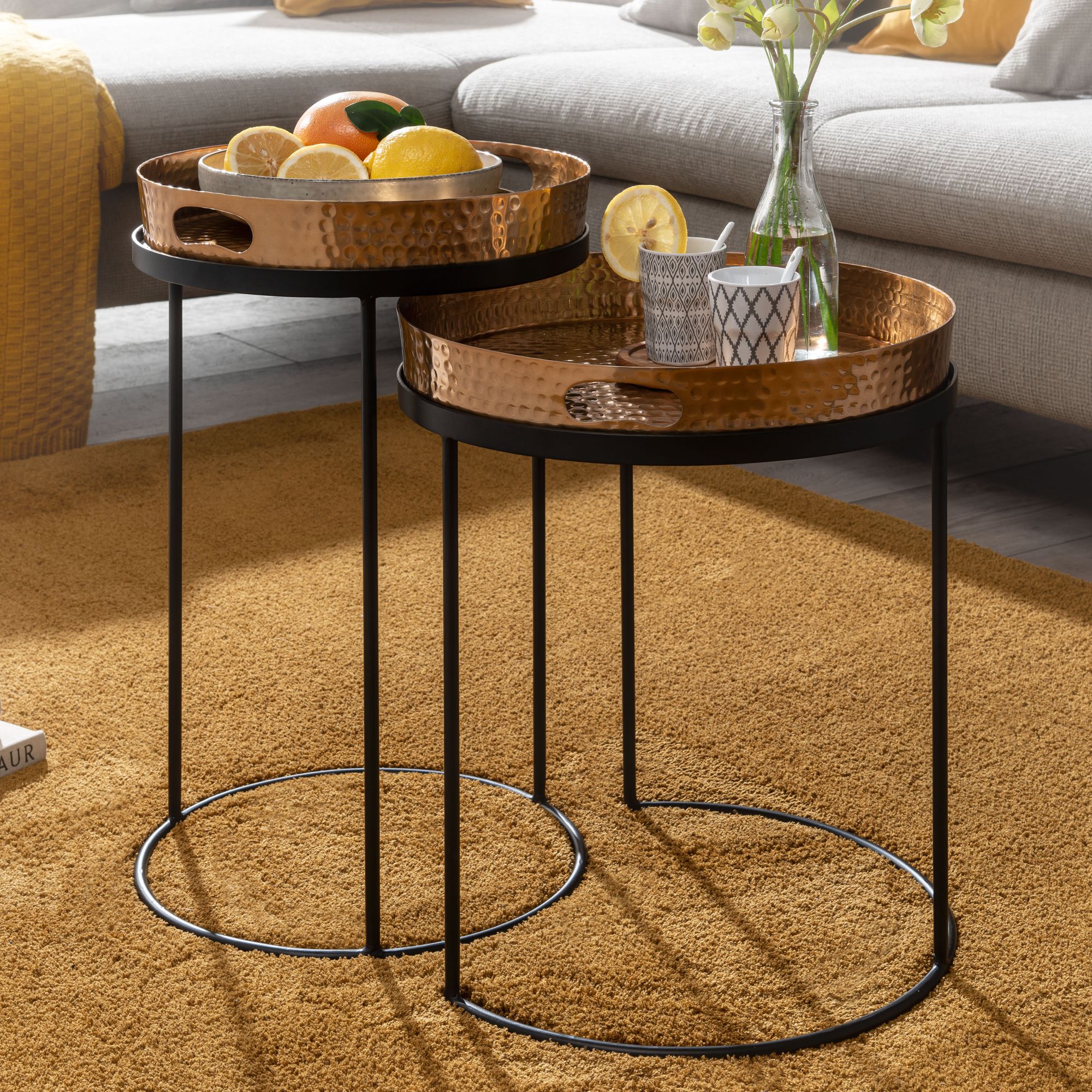2er Set Beistelltische Gold/Schwarz Metall | Goldfarbenes Aluminium & schwarzer Stahl | Maße 38x38x45 cm und 32,5x32,5x53 cm